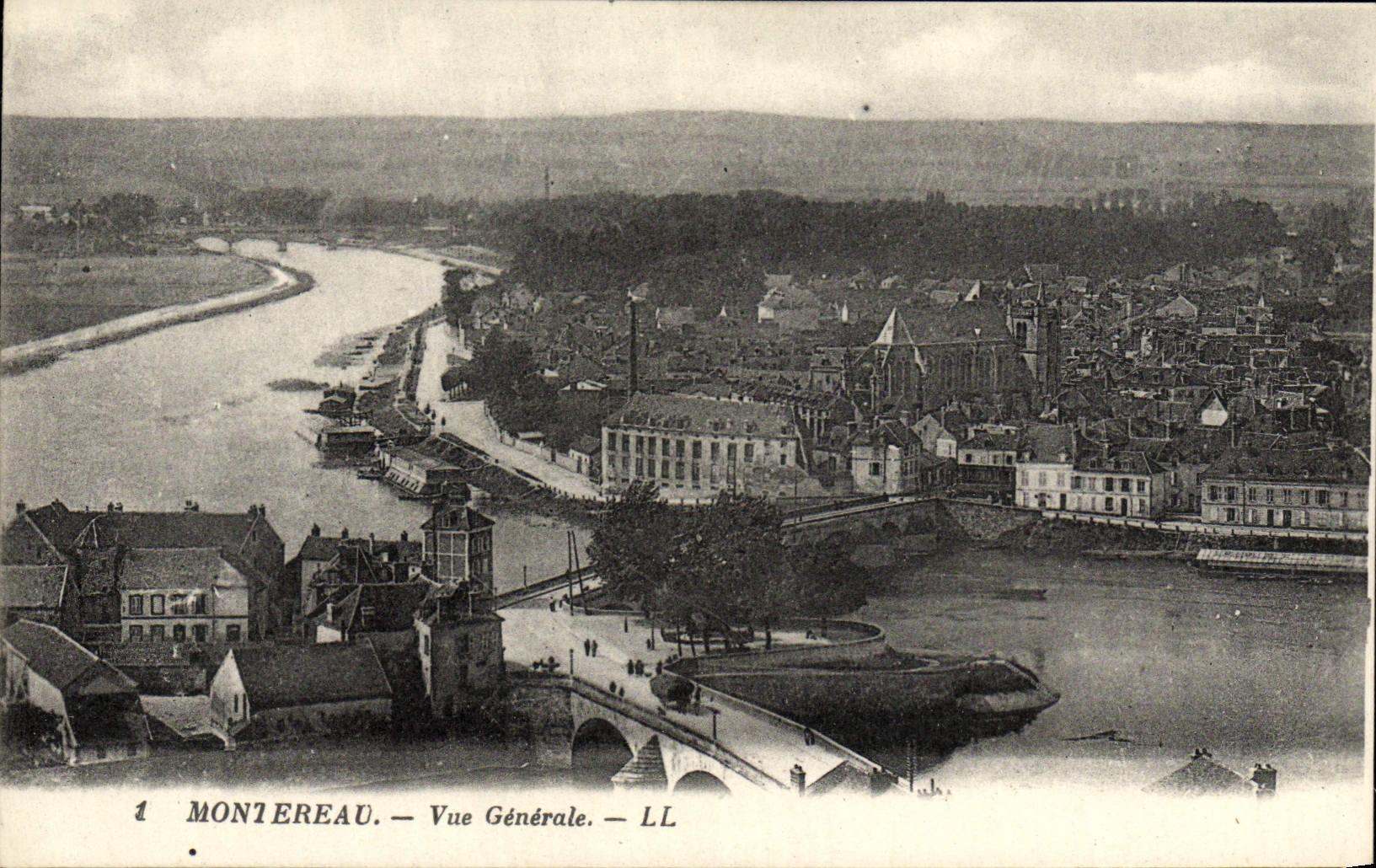 Montereau — Vue Générale — LL