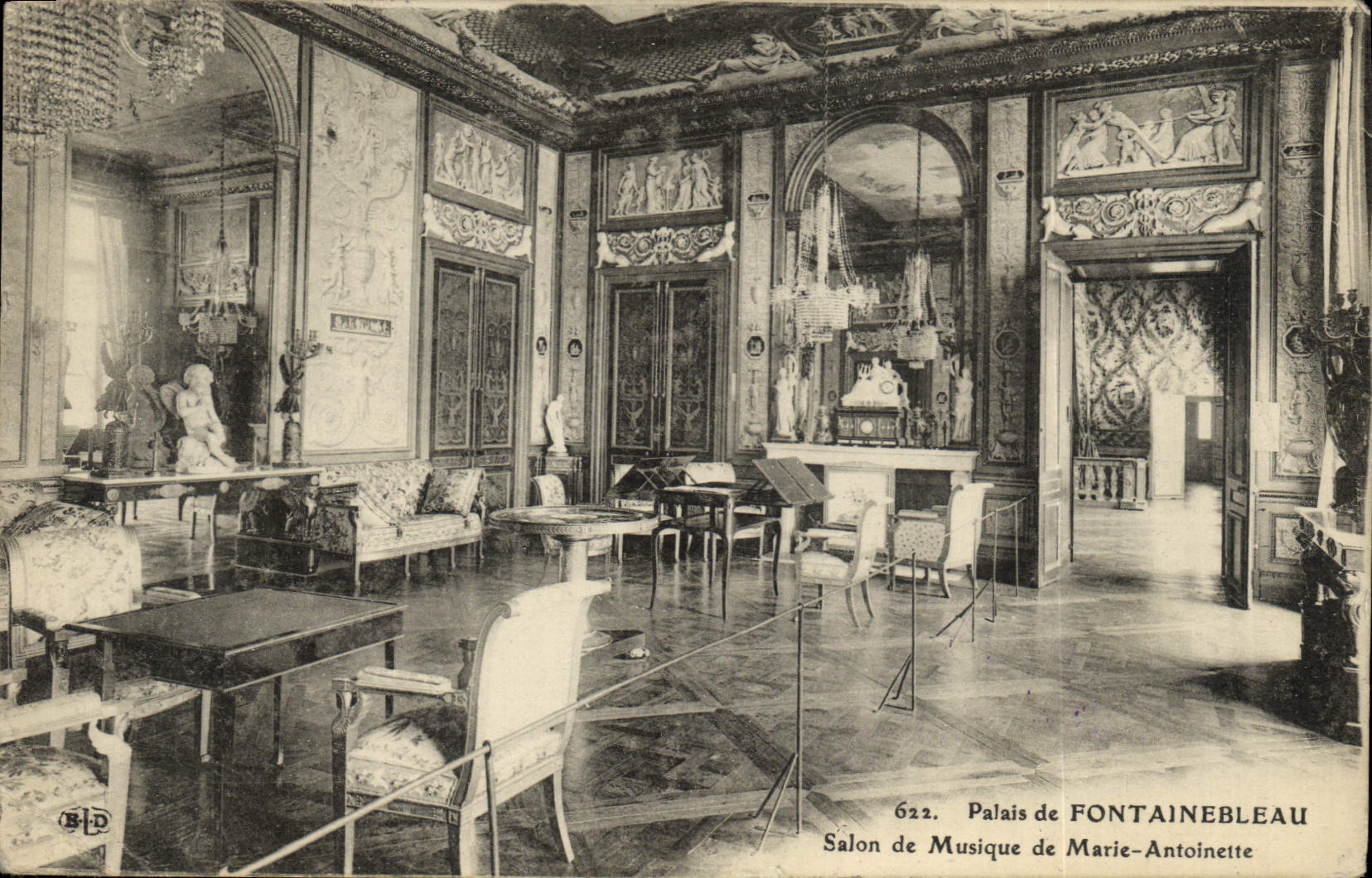 Salón de Música de María Antonieta — Palacio de Fontainebleau — B.L.D. n° 622
