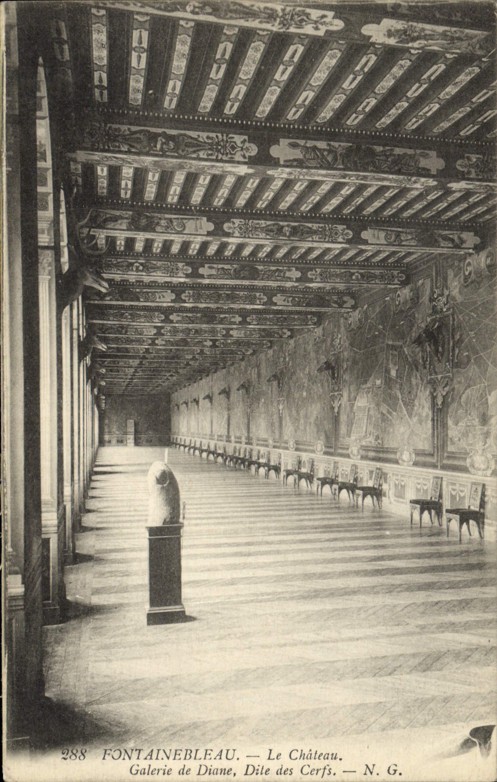 Fontainebleau — Das Schloss. Galerie von Diane, Galerie der Hirsche — N.G. Nr. 288
