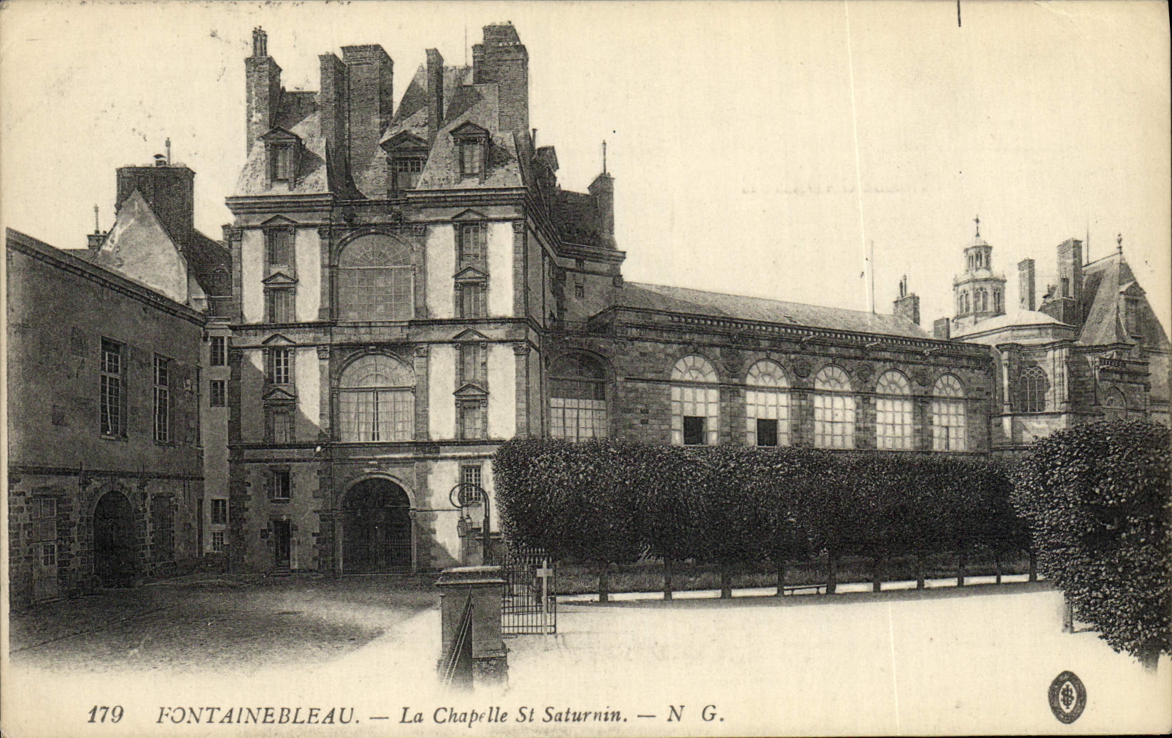 Fontainebleau — La Capilla de San Saturnino — N G. n°179