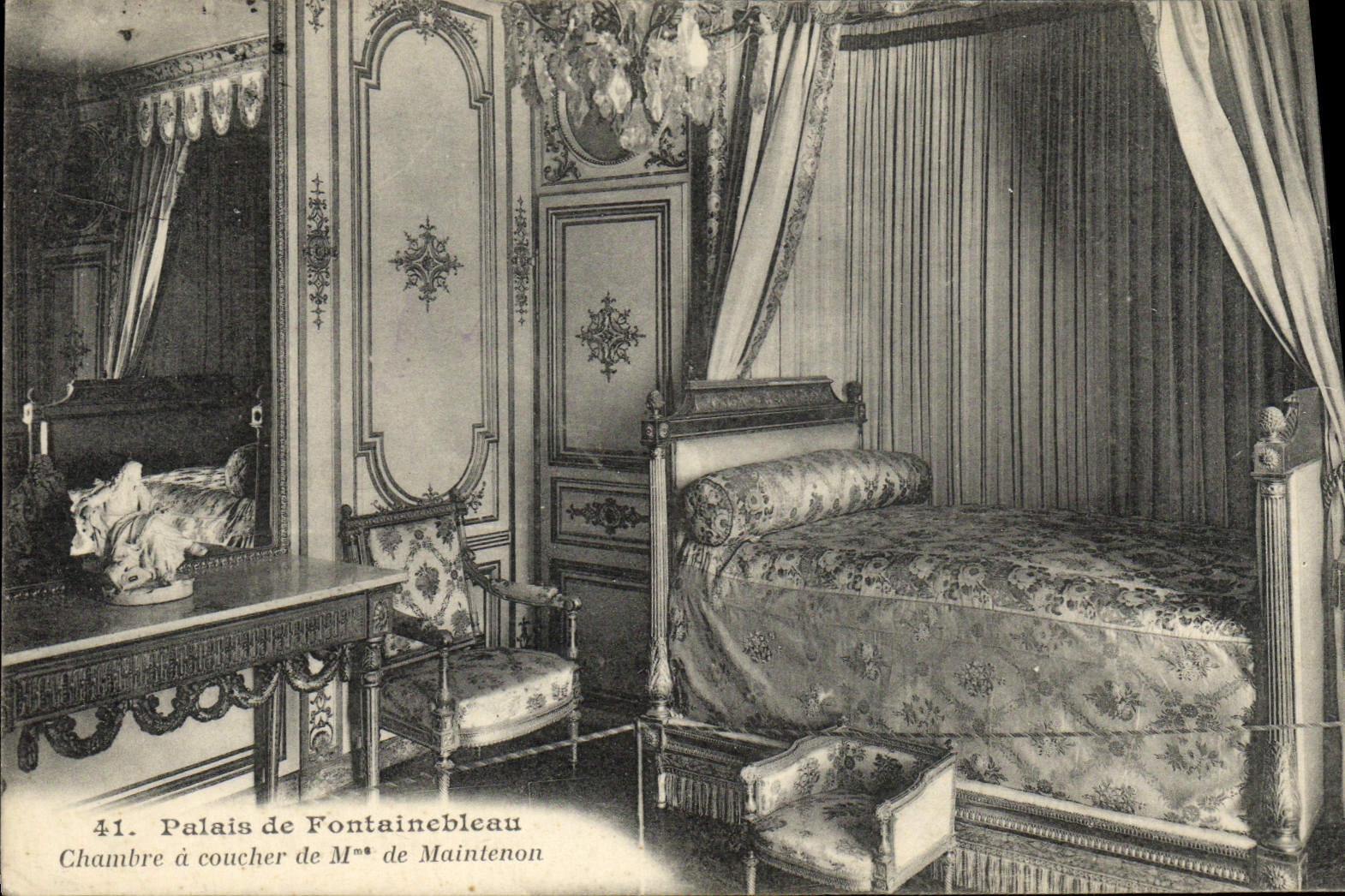 Chambre à coucher de Mme de Maintenon — Palais de Fontainebleau — n°41