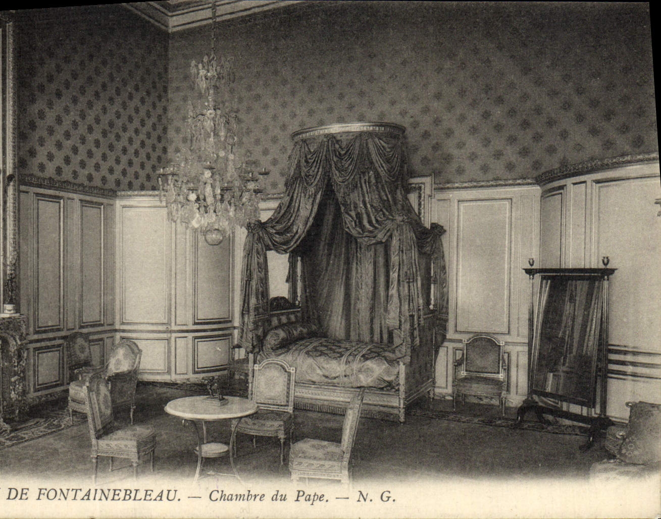 Habitación del Papa — Fontainebleau — N. G.