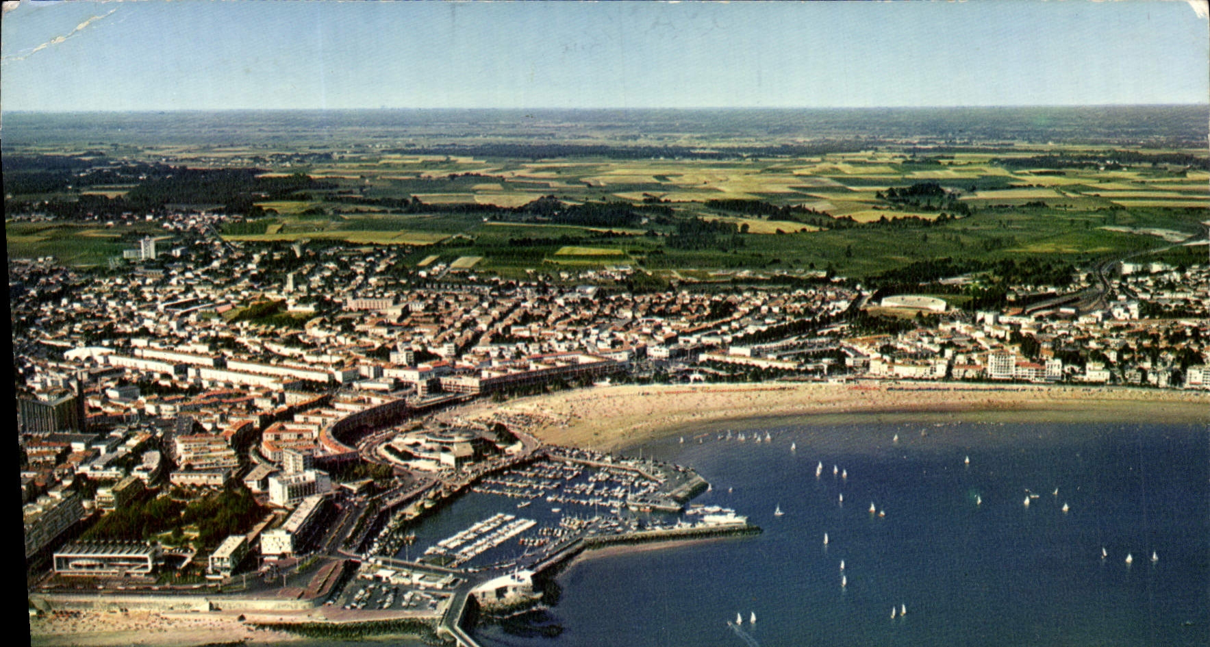 CPM Royan Le Port Et La Grande Plage