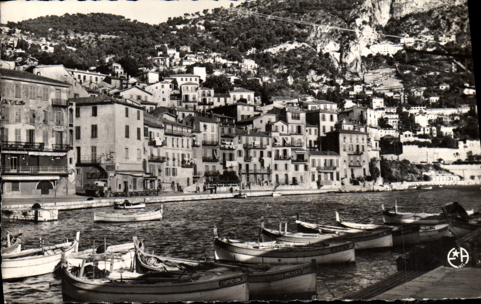 Villefranche-sur-Mer — Le Port des Pêcheurs — Édition Poile d’Aour, n°745