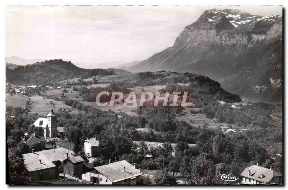 La Frasse (Haute-Savoie) and the Pointe d'Arreus — panoramic view — Cim