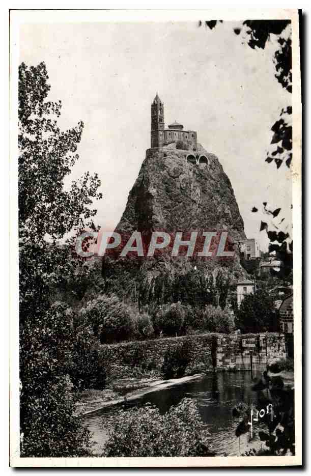 CPM Le Puy La Chapelle 