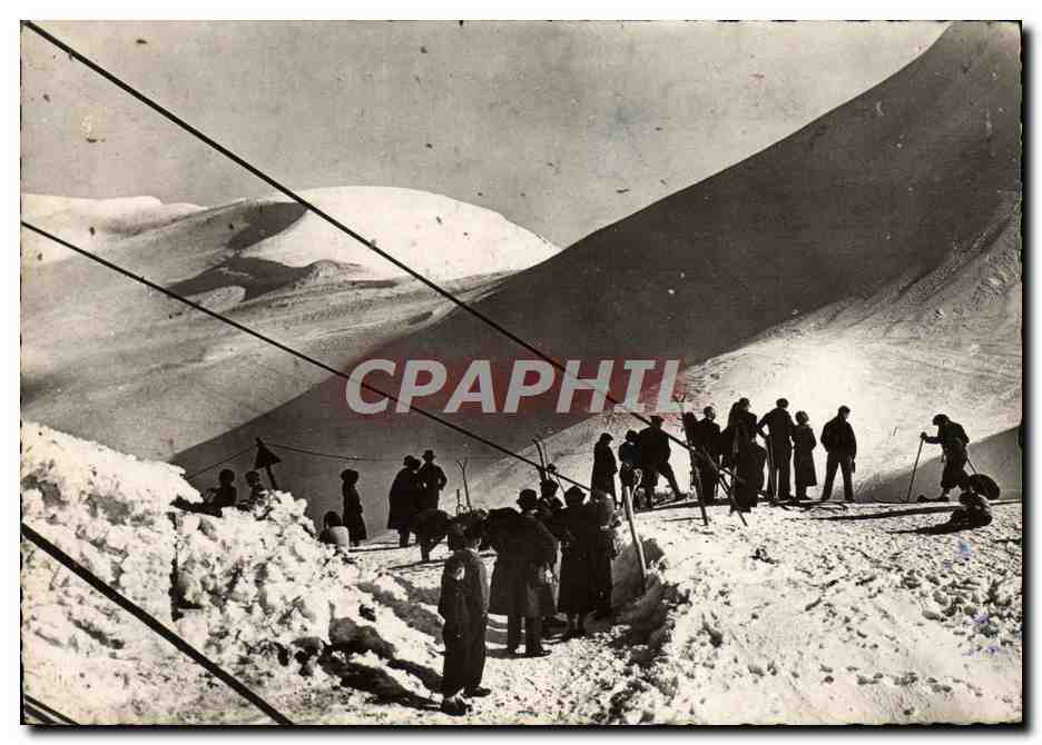 CPM Le Mont Dore Sancy Depart des pistes a la gare superieure du teleferique Ski