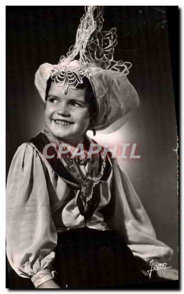 CPM Petite fille En Costume Des Sables D'Olonne Folklore 