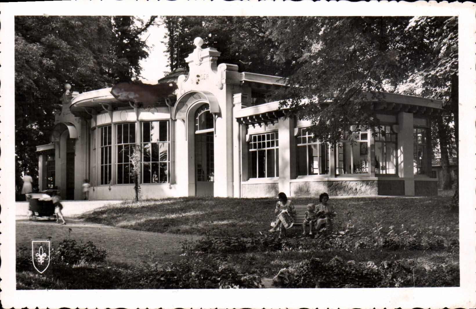 Hôtel du Sauvage — Saint-Léger-les-Eaux (Nièvre) — Éditions du Lys (Allier) - Anverso
