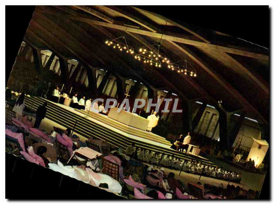 CPM Lourdes La Basilique Souterraine Saint Pie X