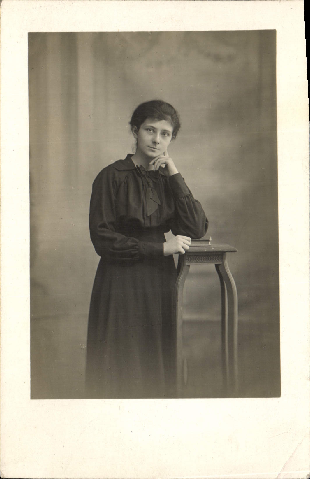 CARTE PHOTO Femme