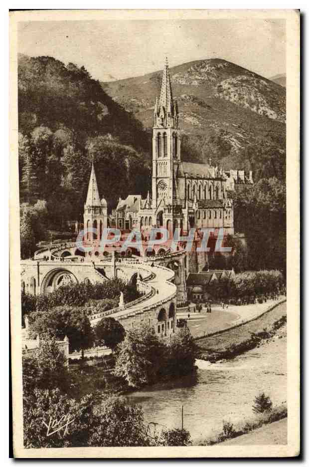 CPA Lourdes La Basilique Et Le Gave