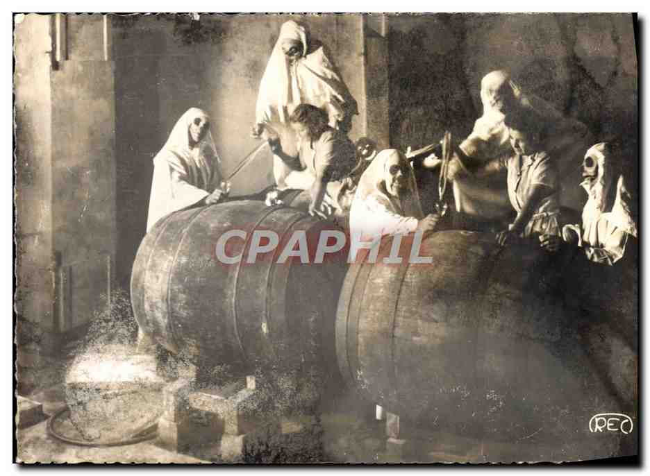CPM Bue En Sancerrois La Foire Aux Sorciers