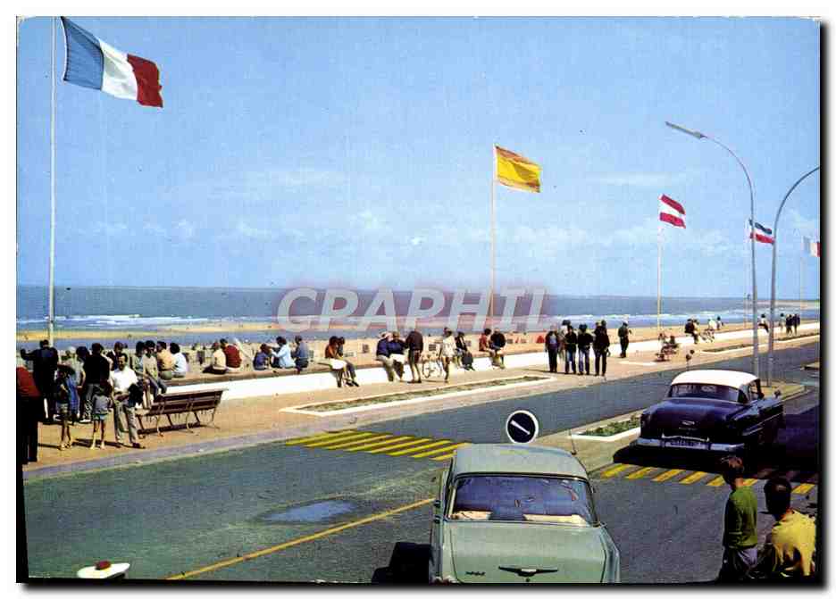 CPM Soulac Sur Mer Le Nouveau Boulevard Front De Mer