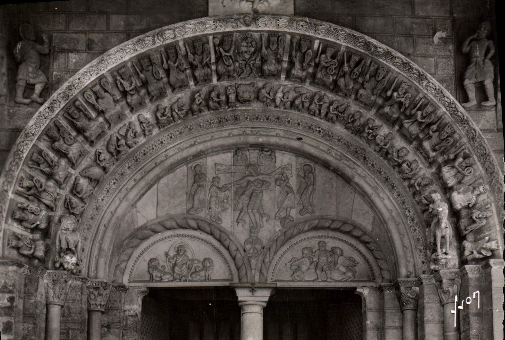 Oloron-Sainte-Marie — Porche de la Cathédrale (XIIe s.) — Éditions d'Art Martel, Paris