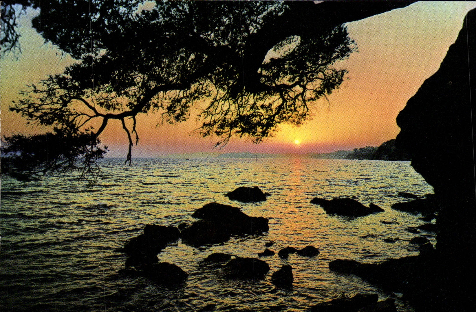 Coucher de Soleil — Vue de mer au coucher du soleil — Photo par Giovanni Trimboli, Éditions MAB, Nice - Anverso