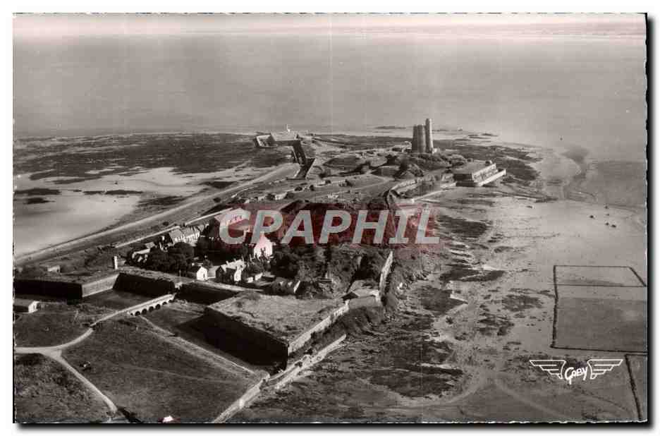 St-Vaast-la-Hougue — Überblick und das Fort — Éditions Caby