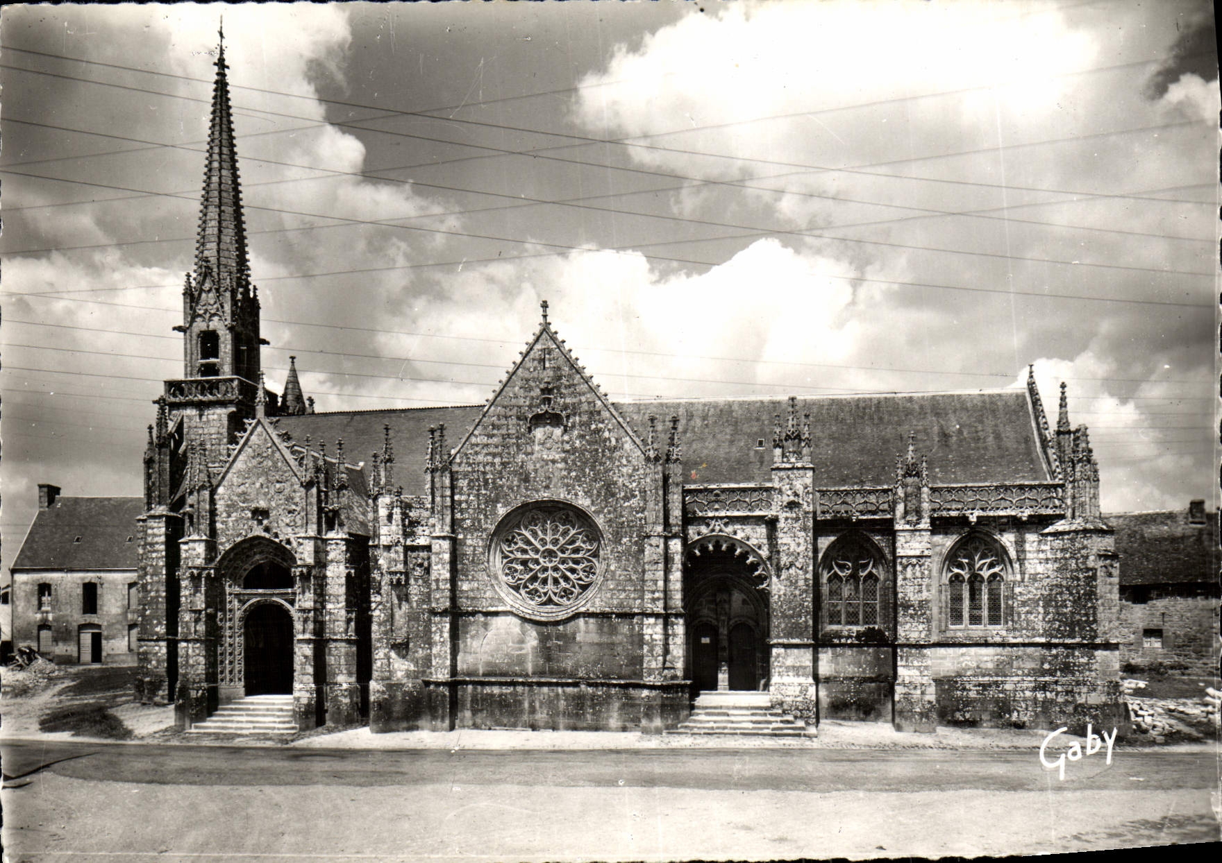Kernascleden (Morbihan) — La Chapelle (XVe siècle) — Gaby