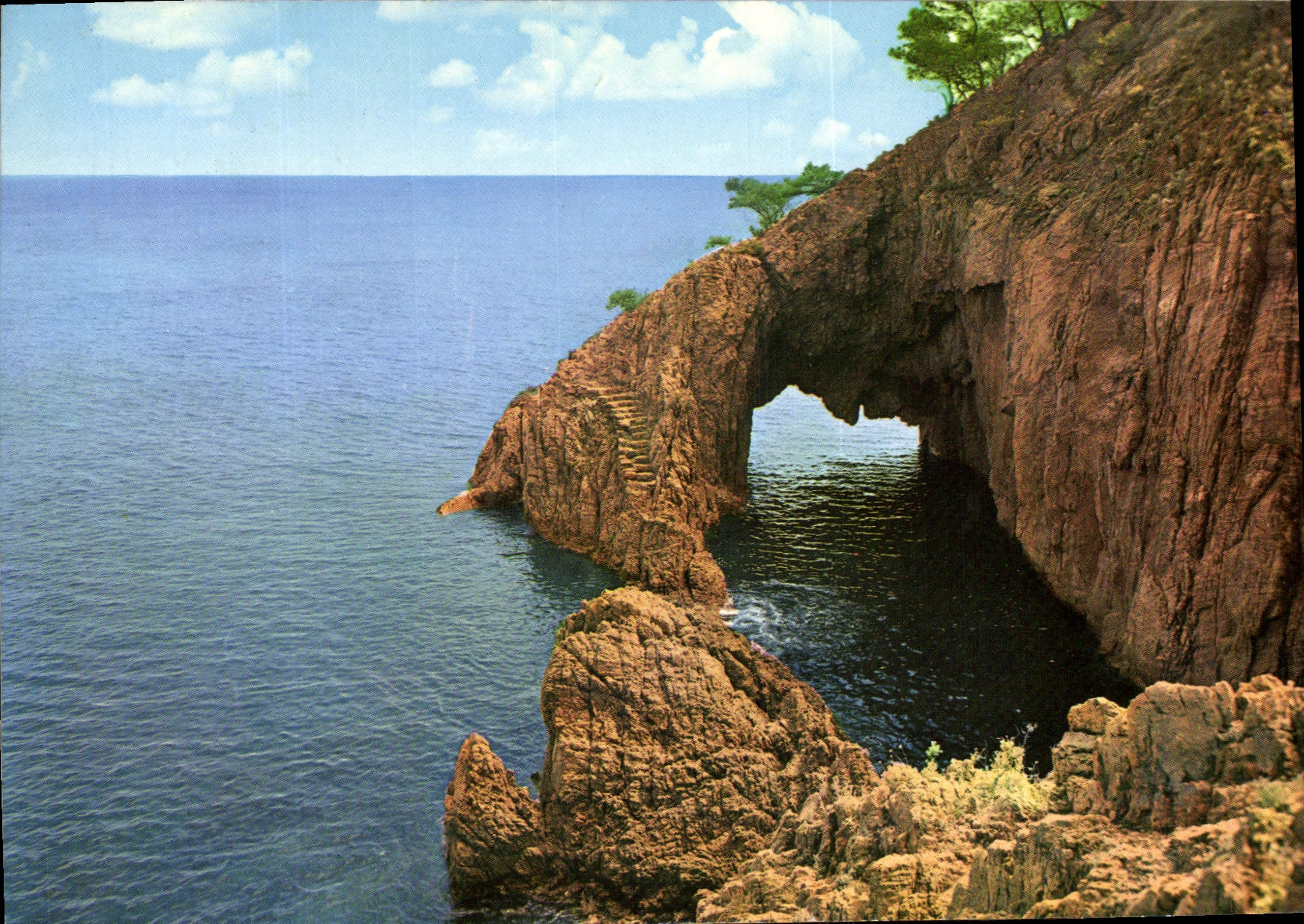 Les rochers rouges de L'Estérel — La Corniche d'Or — B 19 — Éditeur non visible