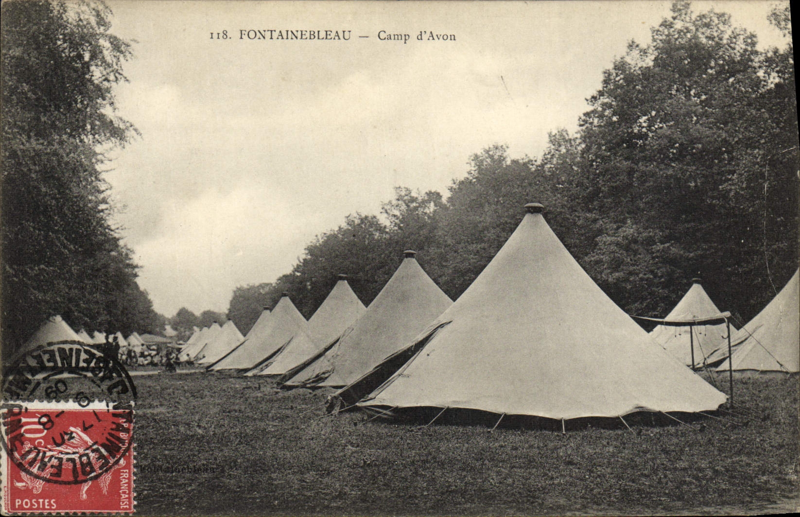 CPA Fontainebleau Camp d'Avon Militaria