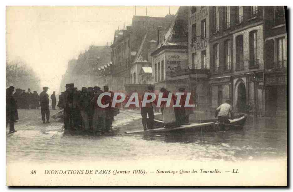 CPA Inondations De Paris Sauvetage Quai Des Tournelles