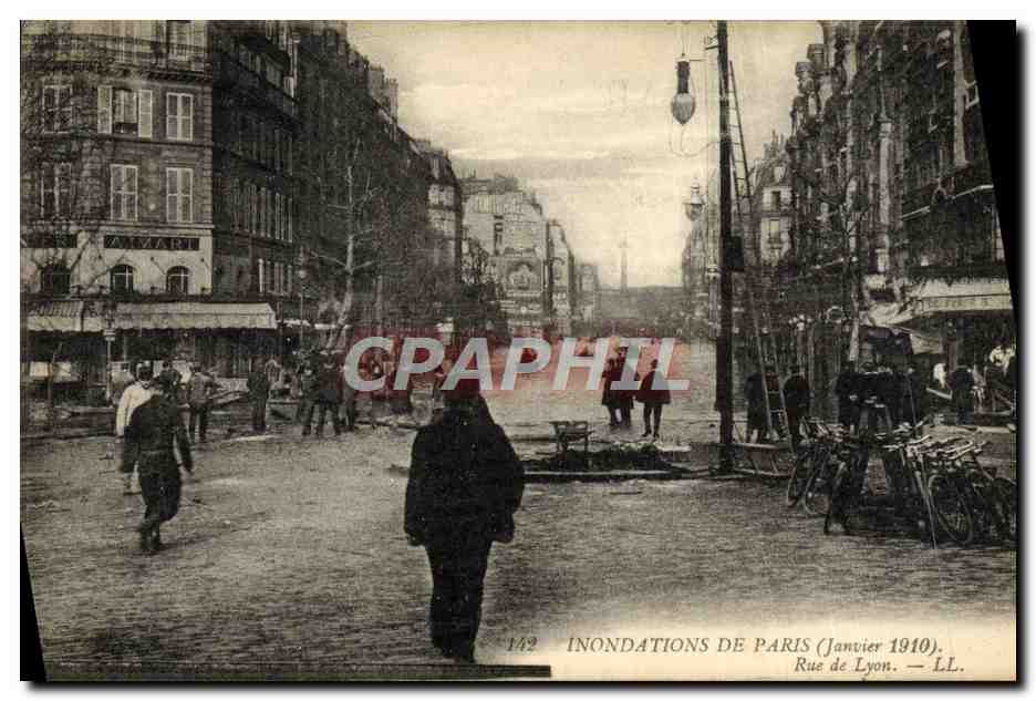 CPA Inondations De Paris Rue De Lyon