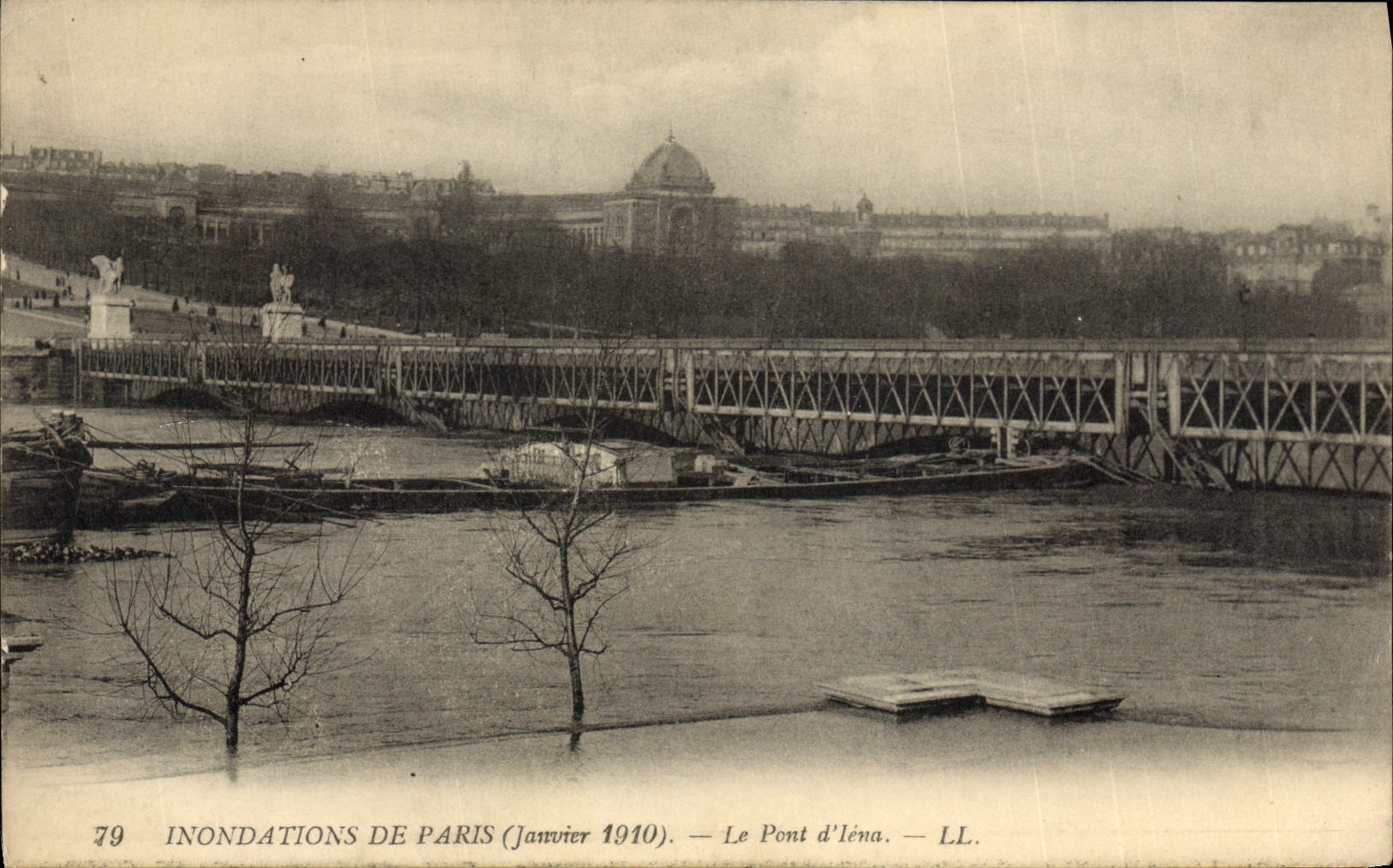 CPA Inondations De Paris Le Pont D'Iena