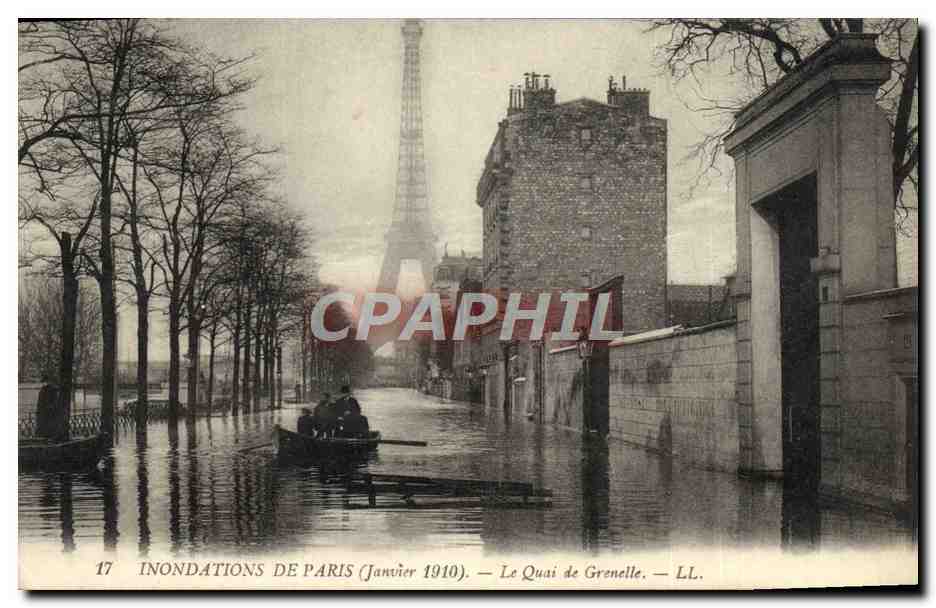CPA Inondations De Paris Le Quai De Grenelle Tour Eiffel