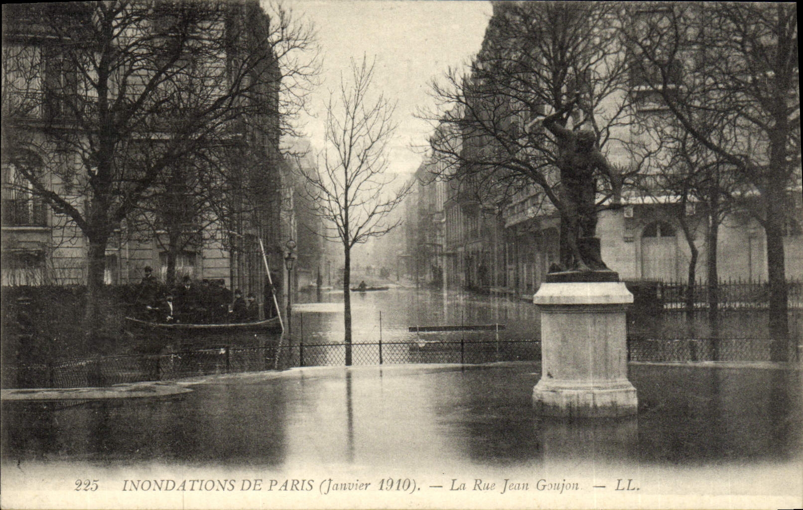 CPA Inondations De Paris La Rue Jean Goujon