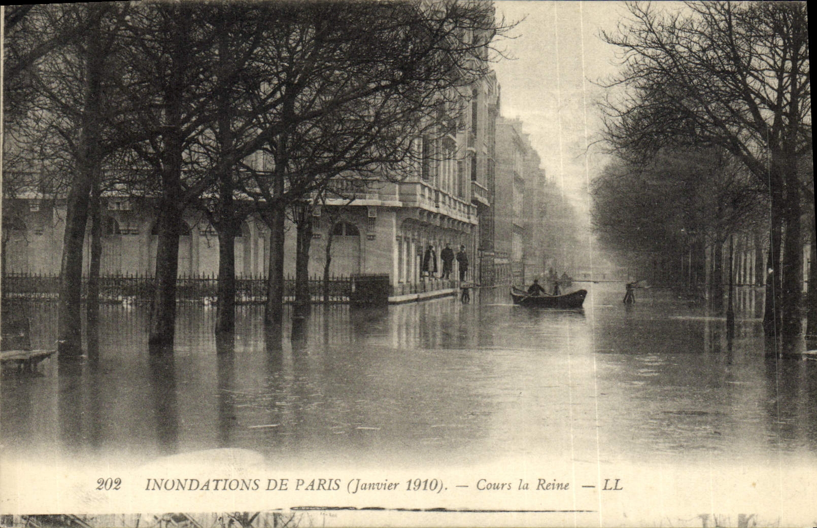 CPA Inondatons De Paris Cours La Reine