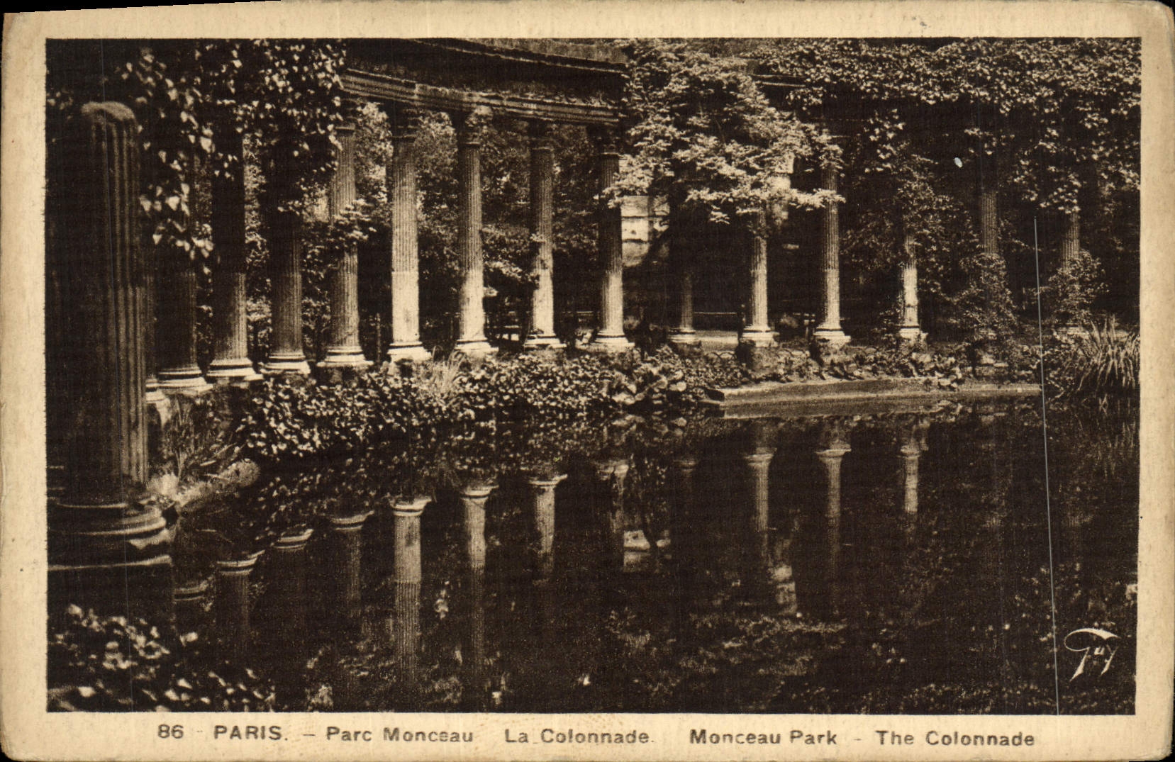 CPA Paris Parc Monceau La Colonnade