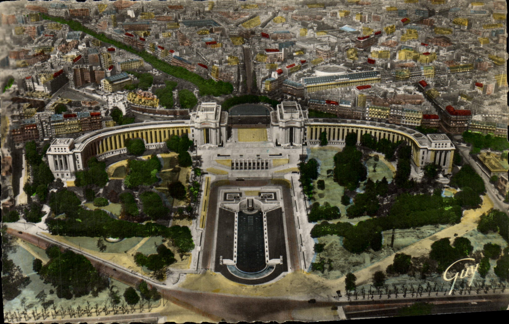 Panorama sur le palais de Chaillot — vue prise de la tour Eiffel — éditeur GUY, n° 463