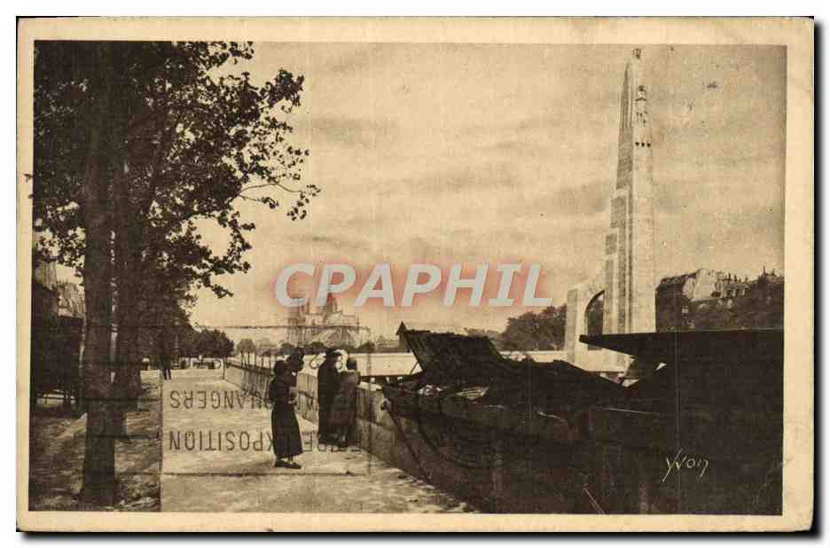 CPA Paris En Flanant Le Pont De La Tournelle Et La Statue De Sainte Genevieve patronne de Paris 
