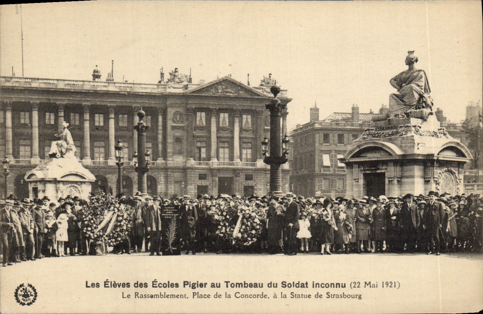 CPA Les Eleves Des Ecoles Plgier Au Tombeau Du Soldat Inconnu Paris 