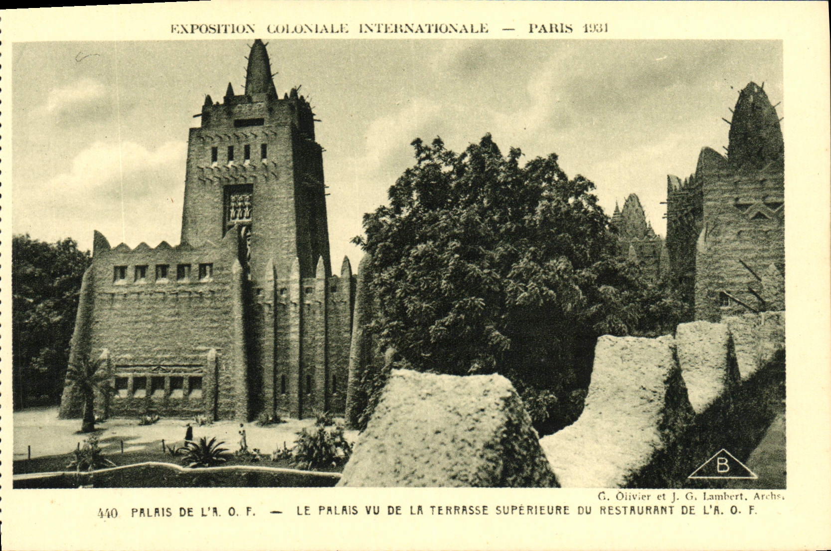 CPA Exposition Coloniale Internationale Paris Palais De l'AOF Le Palais Vu De La Terrasse du restaurant