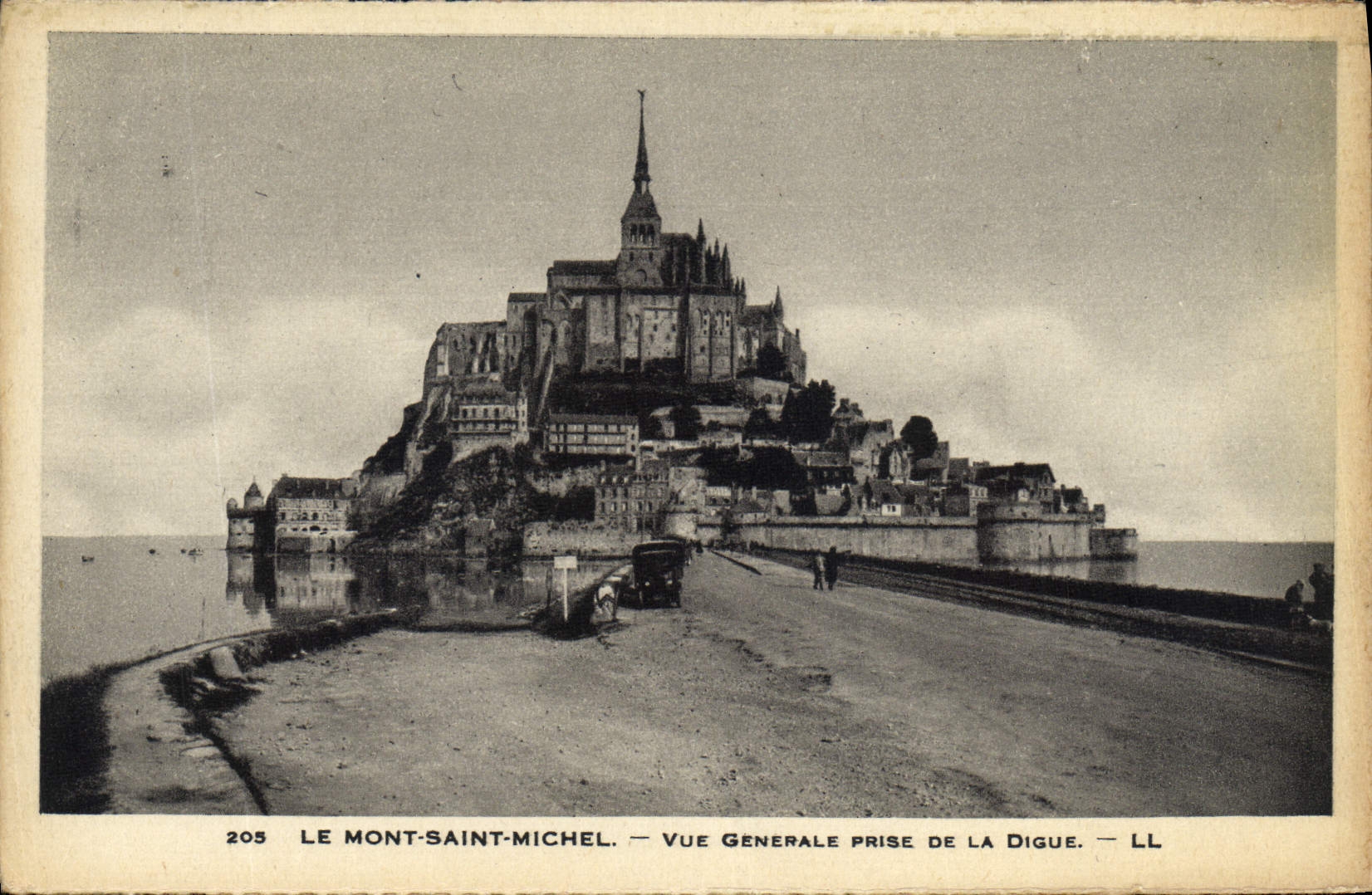 Le Mont-Saint-Michel — Vue Générale prise de la Digue — LL, n° 205