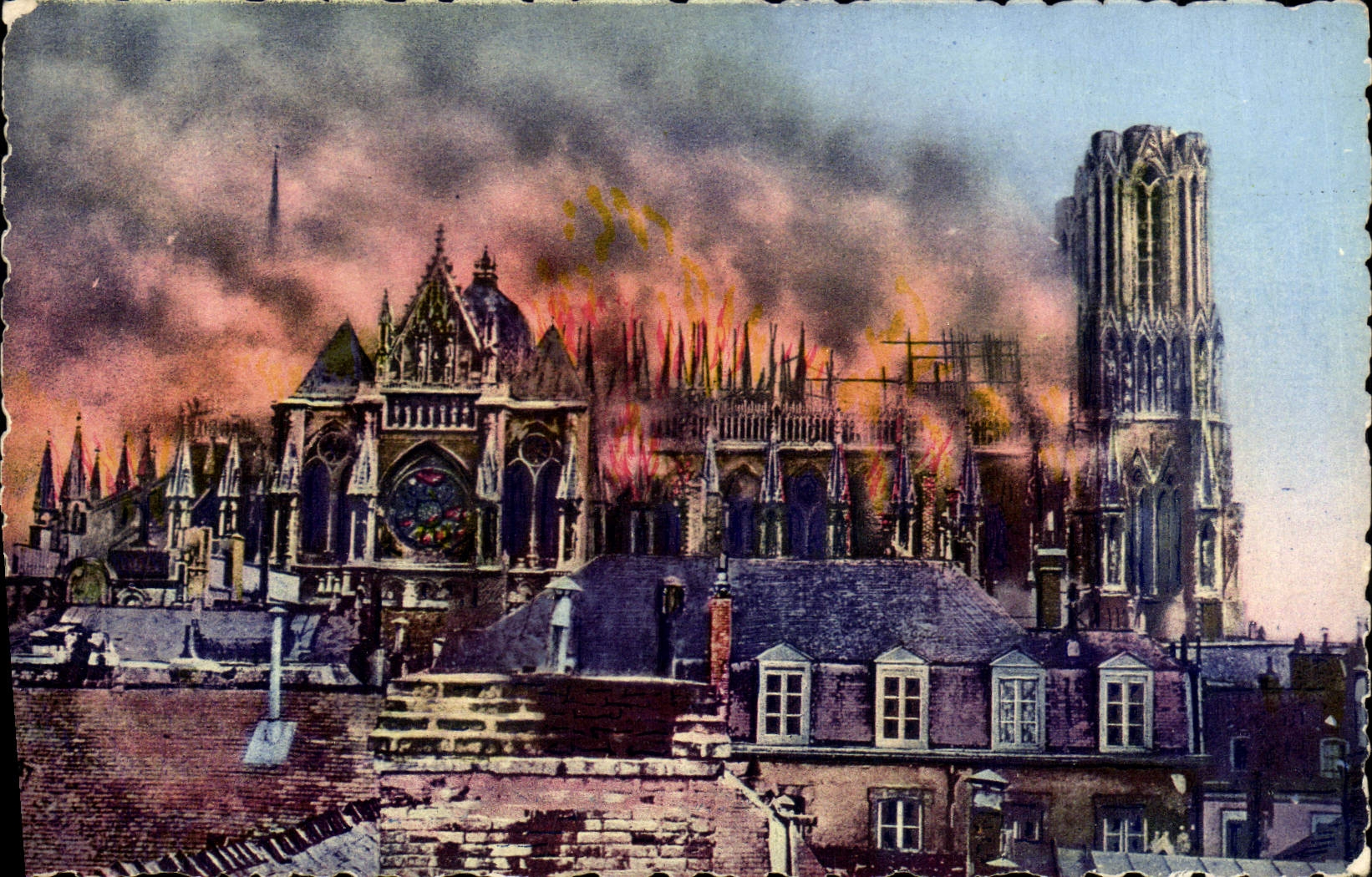 Cathédrale de Reims — incendie pendant les bombardements — Éditions Reims Cathédrale