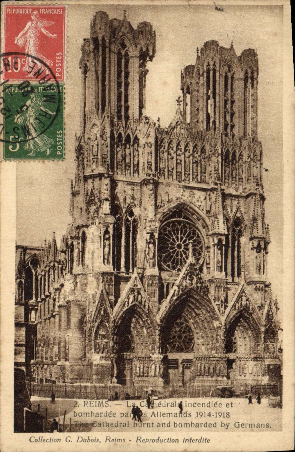 CPA Reims La Cathedrale Incendiee Et Bombardee par les allemands