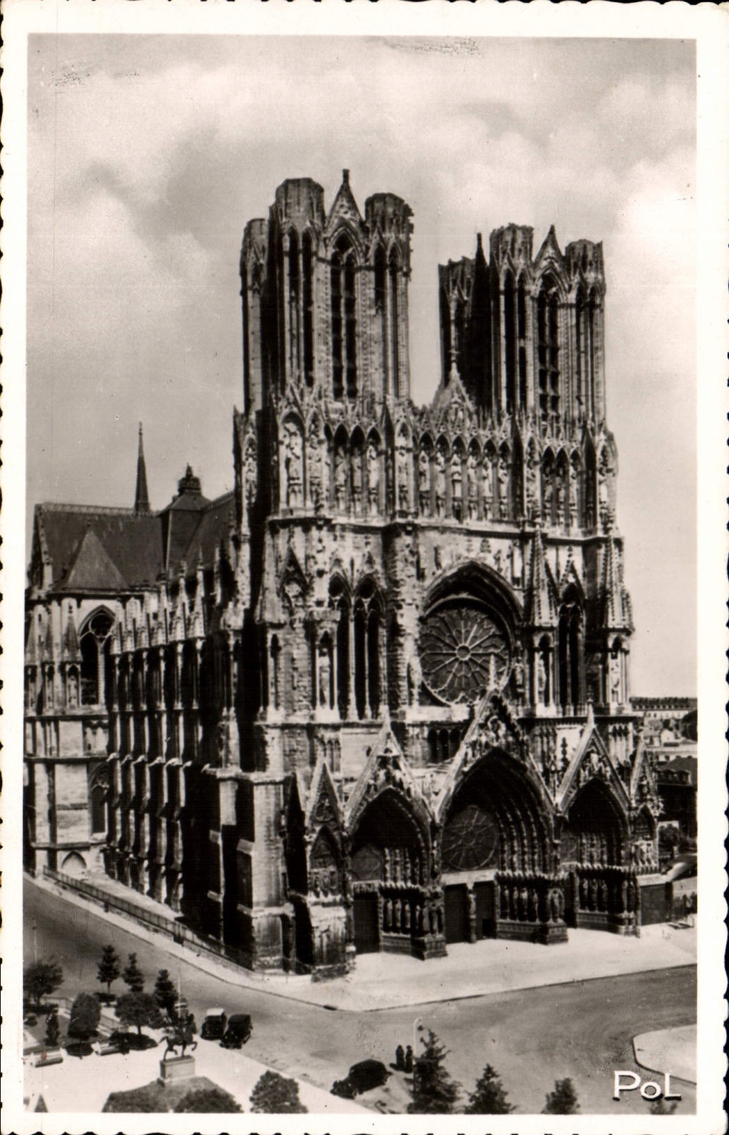 CPA Reims La Cathedrale