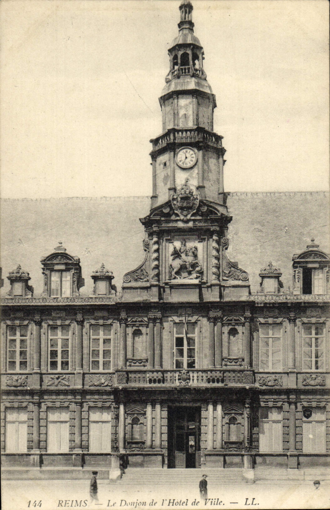 Reims — Le Donjon de l'Hôtel de Ville — LL. n° 144