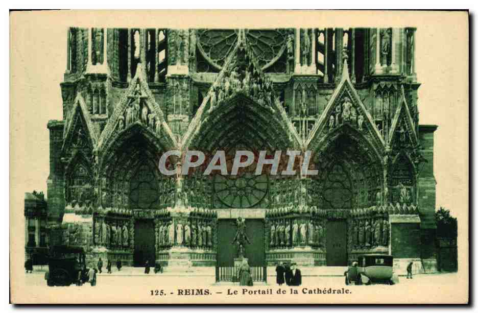 CPA Reims Le Portail De La Cathedrale