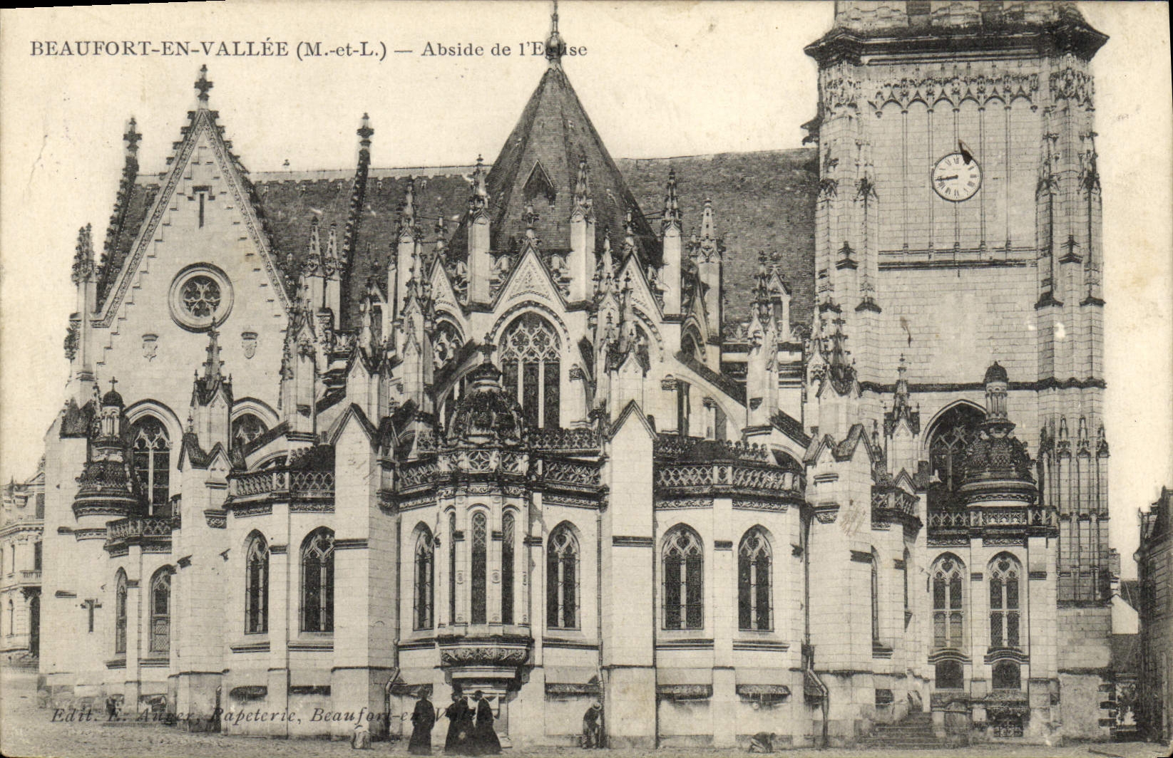 CPA Beaufort en Vallee Abside de L'Eglise