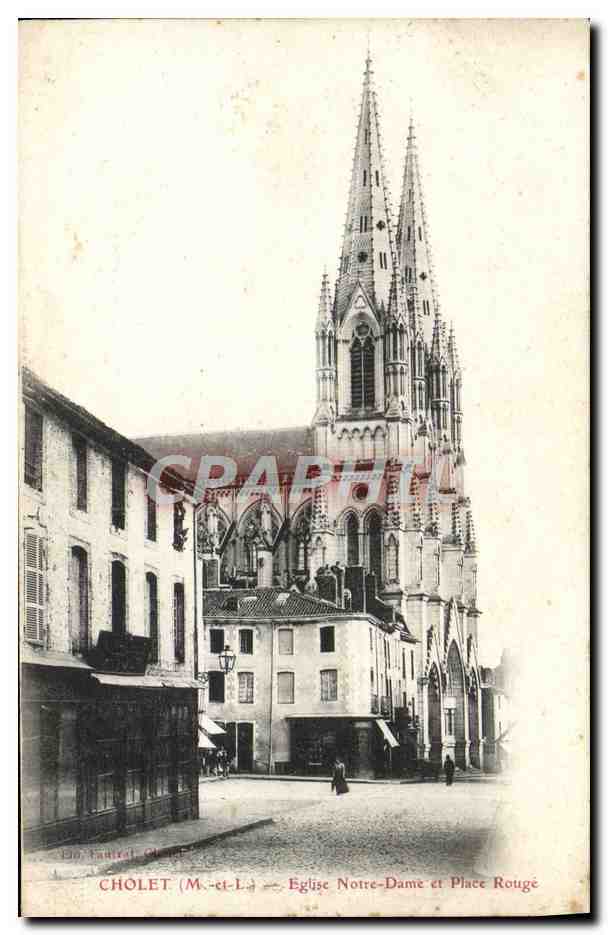 CPA Cholet Eglise Notre Dame et Place Rouge