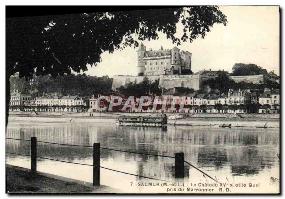 CPA Saumur Le Chateau et le Qual Pris du Marronnier