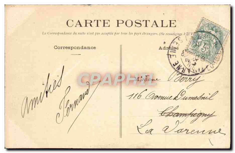 CPA Saumur Institution St Louis Abside de la chapelle Enfants et pretre — Back