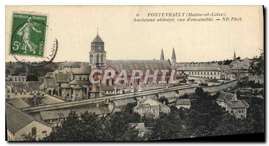 CPA Fontevrault Ancienne Abbaye Vue d'ensemble