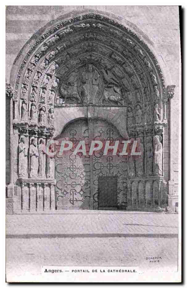 CPA Angers Portail De la Cathedrale
