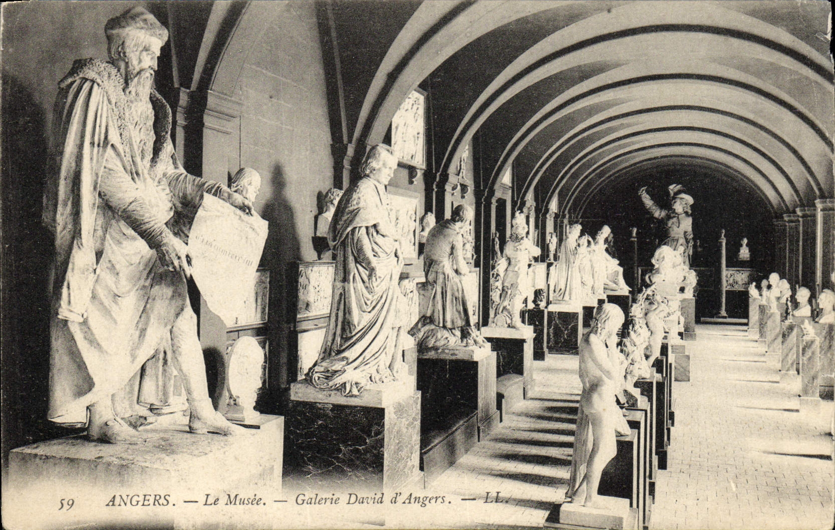 CPA Angers Galerie David d'Angers