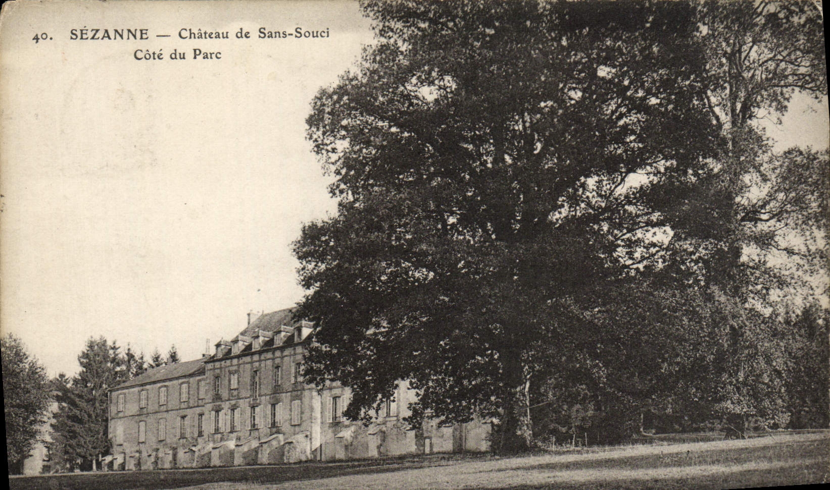 CPA Sezanne Chateau de Sans Souci Cote du Parc