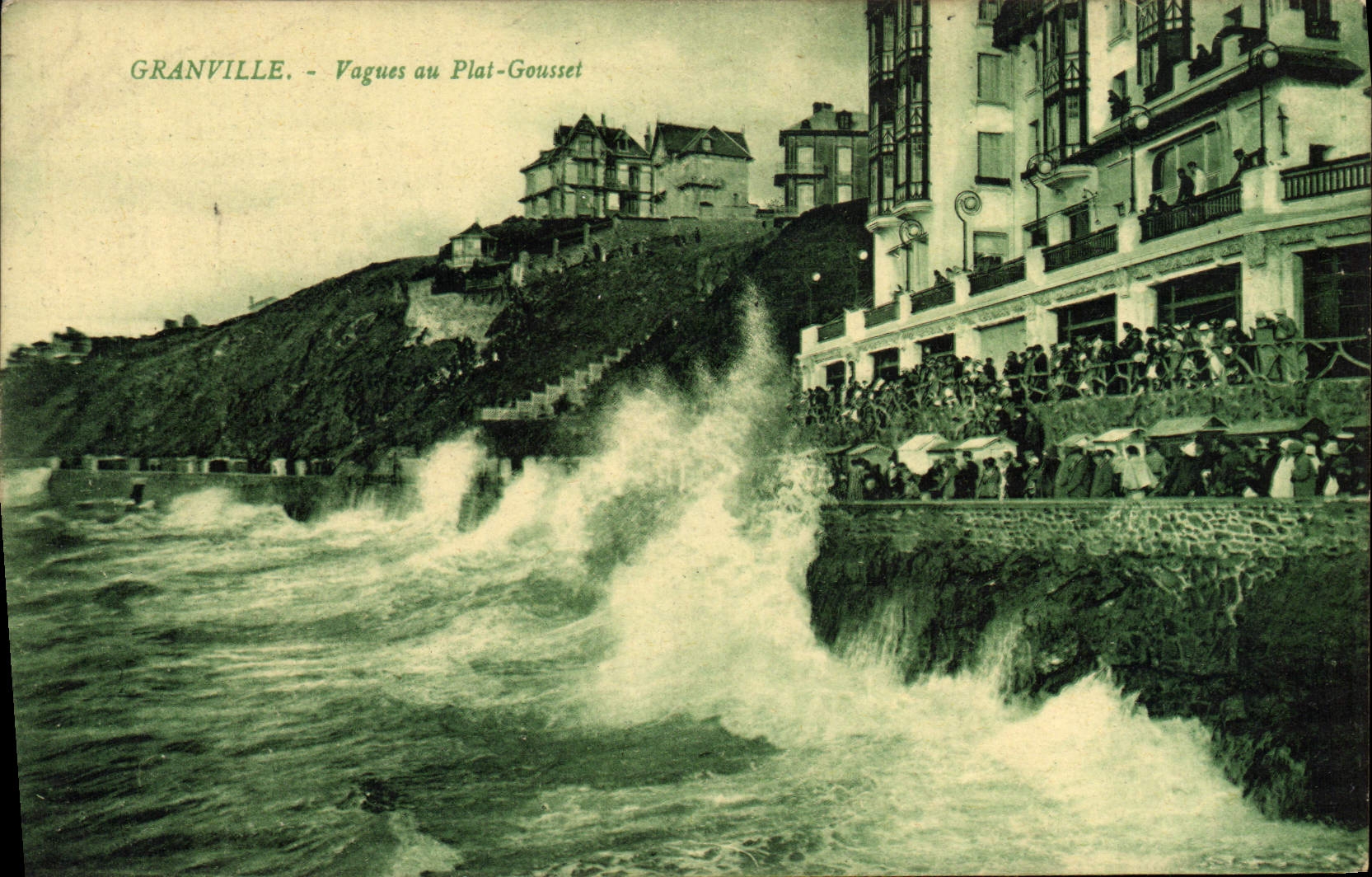 Granville - Vagues au Plat-Gousset — éditeur non visible